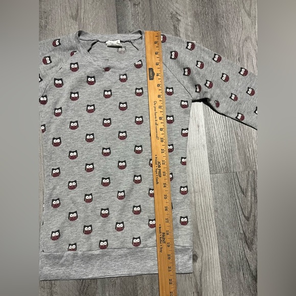 Essentials by Full Tilt Gray Thermal Raglan Long Sleeve Shirt w Owls Youth Large - Picture 7 of 7